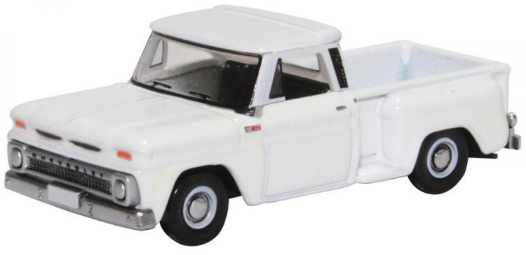 Oxford - 1965 Chevrolet Stepside Pick Up Truck - White