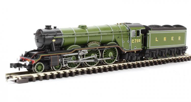 LNER A3 4-6-2 #2750 'Papyrus' (Apple Green) - Can not locate the one in stock