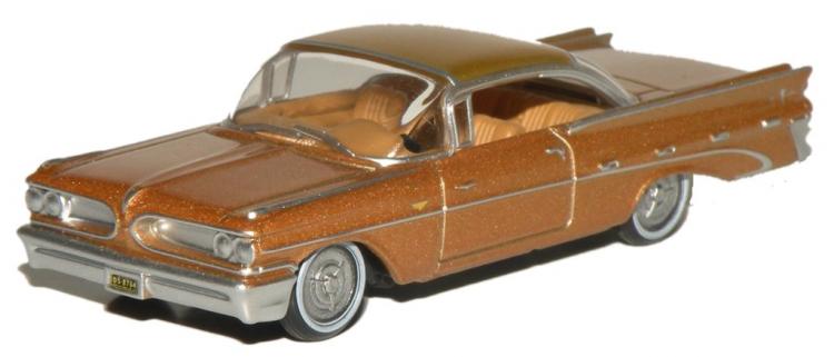 Oxford - 1959 Pontiac Bonneville Coupe - Canyon Copper Metalic