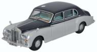 76RRP5001 : Oxford - Rolls Royce Phantom V - Navy/Silver 76RRP5001 : Oxford - Rolls Royce Phantom V - Navy/Silver