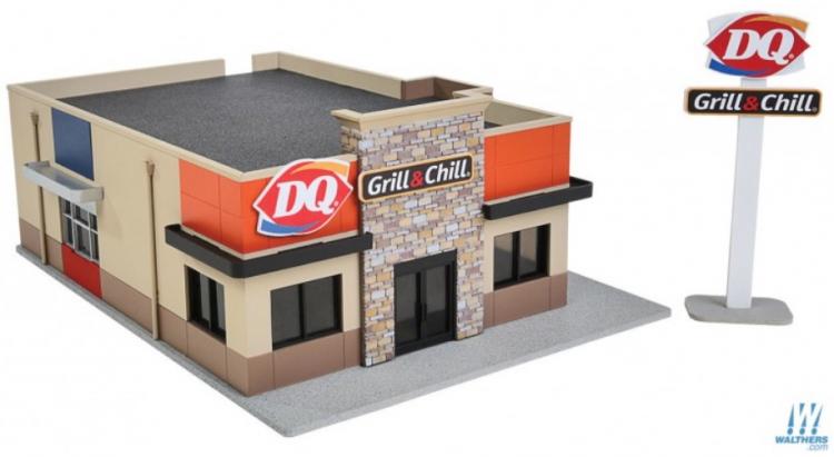 Walthers - Cornerstone - DQ Grill & Chill - In Stock