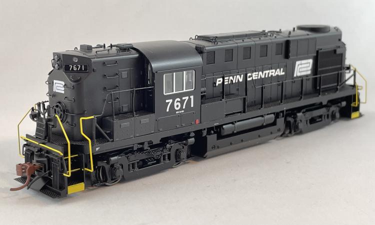 Rapido - Alco RS-11 - Penn Central #7671 (ex New Haven) (PC Black) - In Stock