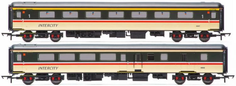 Z032 - Hornby - BR Mk2E Intercity Executive Coach Pack - In Stock