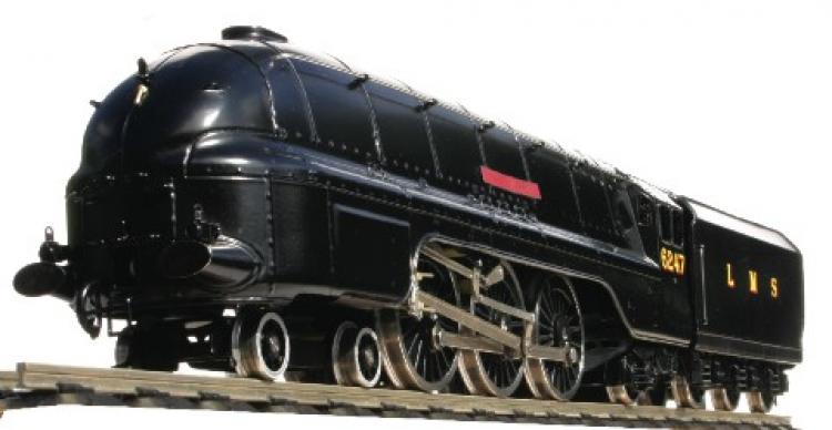 LMS/BR Princess Coronation (Duchess) Class 4-6-2 in both streamlined and unstreamlined versions
