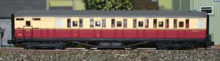 Gresley Brake Coach - BR Carmine & Cream livery