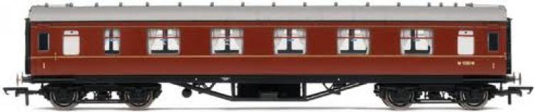 BR (ex LMS) Corridor 1st Class Coach #M1040M (Clearance - was $54.00) - Sold Out